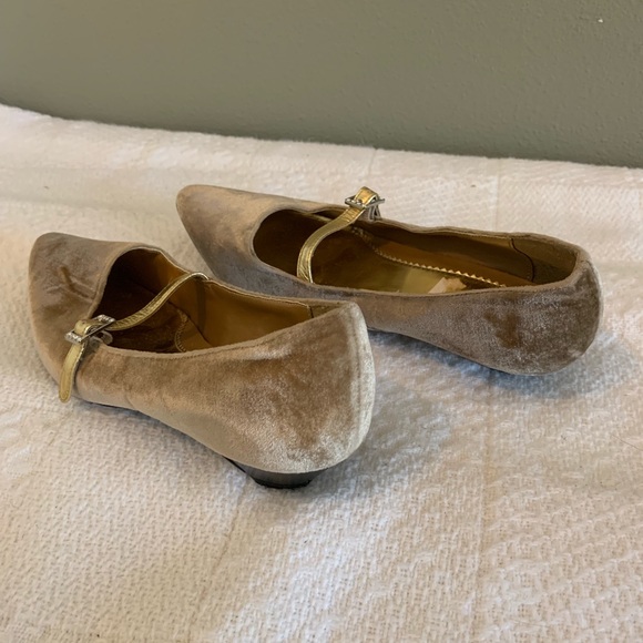 Gold Velour Flats - Picture 3 of 6